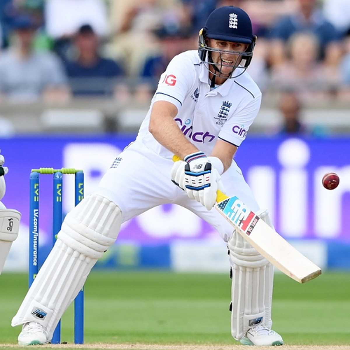 एशेज 2023 : ऑस्ट्रेलिया की दमदार गेंदबाजी के मुकाबले इंग्लैंड को पांचवें दिन जीत के लिए 257 रन बनाने होंगे